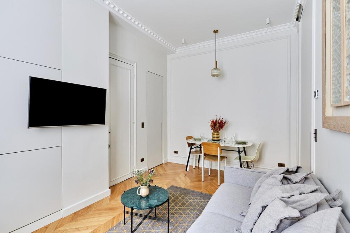Magnificent Etoile By Studioprestige *